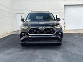 Thumbnail of 2021 Midnight Black Metallic Toyota Highlander