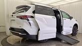 Thumbnail of 2025 Ice Cap Toyota Sienna