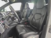 Thumbnail of 2017 Carrara White Porsche Cayenne