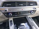 Thumbnail of 2022 Glacial White Pearl Kia Telluride