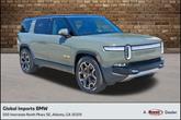 Photo of 2022 Launch Green Rivian R1S