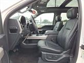 Thumbnail of 2019 White Platinum Clearcoat Metallic Ford F-150