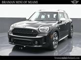 Photo of 2024 Midnight Black MINI Countryman
