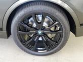 Thumbnail of 2026 Manhattan Green Metallic BMW X7