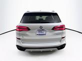 Thumbnail of 2022 Mineral White Metallic BMW X5