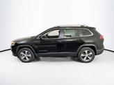 Thumbnail of 2021 Diamond Black Crystal Pearlcoat Jeep Cherokee