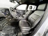 Thumbnail of 2022 Summit White Chevrolet Traverse