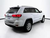 Thumbnail of 2022 Bright White Clearcoat Jeep Grand Cherokee