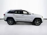 Thumbnail of 2021 Bright White Clearcoat Jeep Grand Cherokee