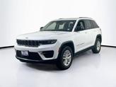 Photo of 2023 Bright White Clearcoat Jeep Grand Cherokee