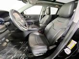 Thumbnail of 2022 Diamond Black Crystal Pearlcoat Jeep Compass