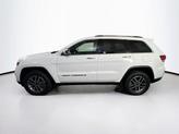 Thumbnail of 2022 Bright White Clearcoat Jeep Grand Cherokee