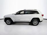 Thumbnail of 2021 Bright White Clearcoat Jeep Grand Cherokee