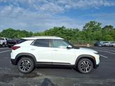 Thumbnail of 2026 Summit White Chevrolet Trailblazer