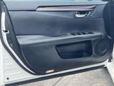 Thumbnail of 2017 Eminent White Pearl Lexus ES 350
