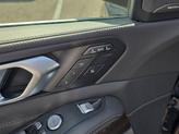 Thumbnail of 2024 Black Sapphire Metallic BMW X7