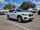 Thumbnail of 2022 Mineral White Metallic BMW X5