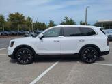 Thumbnail of 2025 Glacial White Pearl Kia Telluride