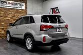 Thumbnail of 2014 Satin Metal Kia Sorento