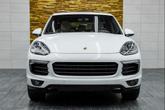 Thumbnail of 2016 White Porsche Cayenne