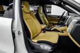 Thumbnail of 2016 White Porsche Cayenne