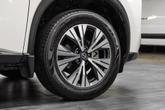 Thumbnail of 2021 Pearl White Tricoat Nissan Rogue
