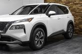 Thumbnail of 2021 Pearl White Tricoat Nissan Rogue
