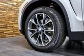 Thumbnail of 2018 Mineral White Metallic BMW X5