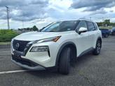 Thumbnail of 2022 White Nissan Rogue