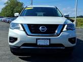 Thumbnail of 2018 White Nissan Pathfinder