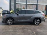 Thumbnail of 2022 Magnetic Gray Metallic Toyota Highlander