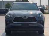 Thumbnail of 2022 Magnetic Gray Metallic Toyota Highlander