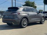 Thumbnail of 2022 Asher Gray Metallic Clearcoat Lincoln Nautilus