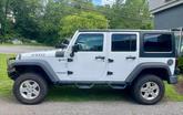 Thumbnail of 2016 White Jeep Wrangler Unlimited