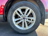 Thumbnail of 2017 Maroon Ford Edge