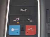 Thumbnail of 2023 Diamond Black Crystal Pearlcoat Jeep Grand Cherokee