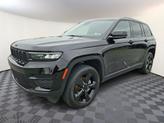 Thumbnail of 2023 Diamond Black Crystal Pearlcoat Jeep Grand Cherokee