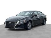 Photo of 2023 Super Black Nissan Altima