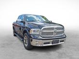 Thumbnail of 2017 Brilliant Black Crystal Pearlcoat RAM 1500