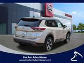 Thumbnail of 2025 2t Chpn Blk Roo Nissan Rogue