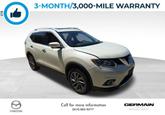 Photo of 2016 Pearl White Nissan Rogue