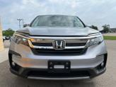 Thumbnail of 2019 Lunar Silver Metallic Honda Pilot