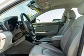 Thumbnail of 2018 Snow White Pearl Kia Optima