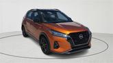 Photo of 2023 Monarch Orange Metallic/Super Black Nissan Kicks
