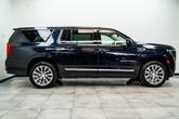 Thumbnail of 2022 Midnight Blue Metallic GMC Yukon XL
