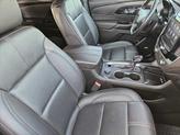 Thumbnail of 2022 Summit White Chevrolet Traverse