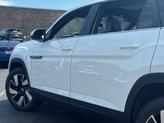 Thumbnail of 2025 Pure White Volkswagen Atlas Cross Sport