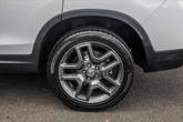Thumbnail of 2022 Platinum White Pearl Honda Passport