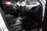 Thumbnail of 2015 Bright White Clearcoat Jeep Cherokee