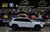 Thumbnail of 2015 Bright White Clearcoat Jeep Cherokee